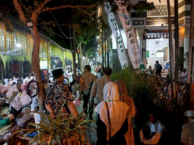 Polres Tulungagung Lakukan Pengamanan Haul Akbar 55 Pondok Pesulukan Thoriqot Agung