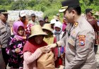 Jumat-Berkah,-Polres-Sumenep-Gelar-Baksos-di-TPA-Wujud-Kepedulian-Terhadap-Sesama