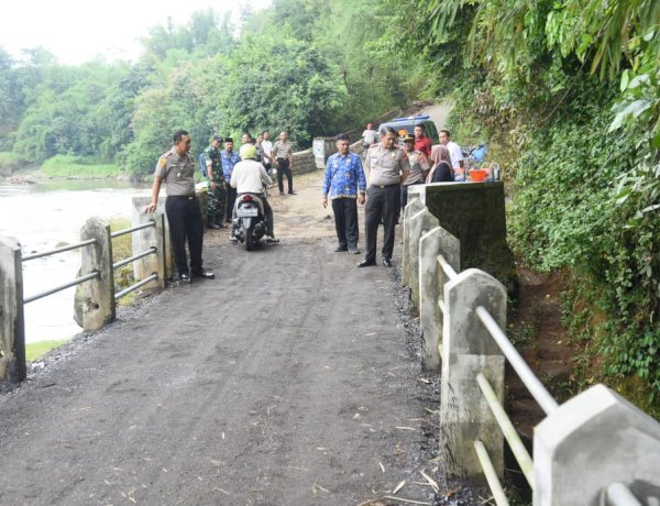 Polres Bondowoso Bangun Jembatan Merah Putih Presisi Hadirkan Manfaat Nyata bagi Warga