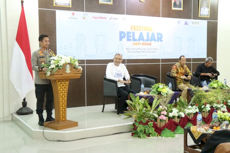 Cegah Hoax, Kapolres Bojonegoro Sampaikan Pentingnya Literasi di Era Digital