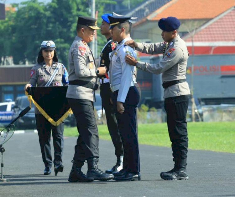 Kapolda Jatim Pimpin Apel Gelar Pasukan Operasi Lilin Semeru 2023