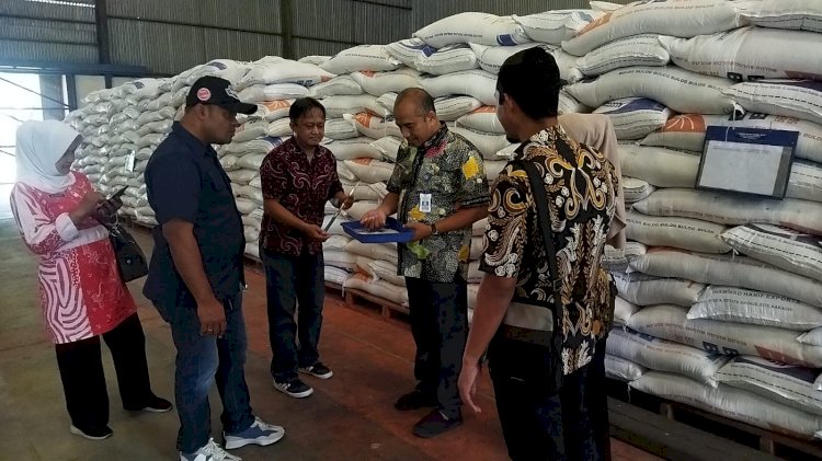 Cek Ketersediaan Beras, Polres Bojonegoro Bersama Tim TPID Sidak Gudang Bulog dan Penggilingan Padi