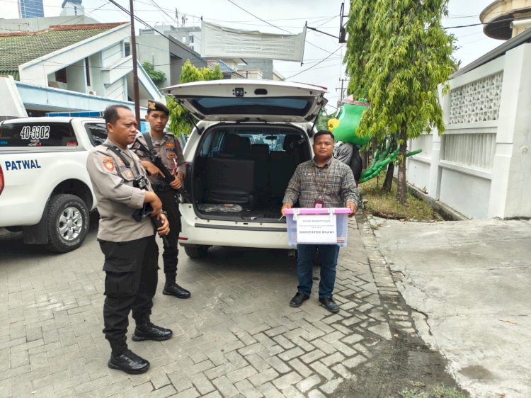 Polres Ngawi Kawal Ketat Pengiriman Hasil Hitung Suara Pilgub ke KPU Jatim