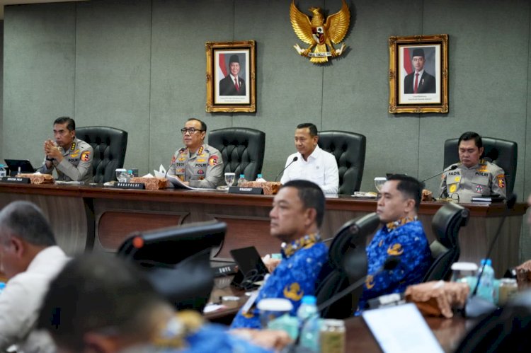Tindak Lanjuti Arahan Presiden, Wakapolri dan Wamen Kehutanan Konsolidasikan Langkah Nasional Hadapi El Nino dan Karhutla